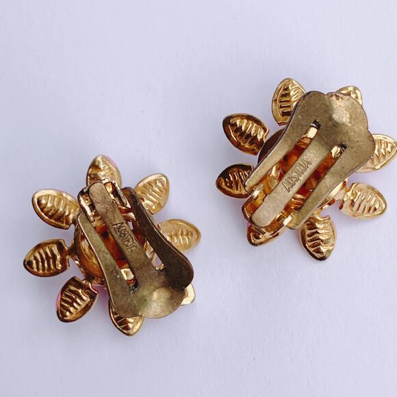 VTG Mid Century Signed Austria Pink Enamel Rhinestone Flower Clip On Earrings - Picture 6 of 13